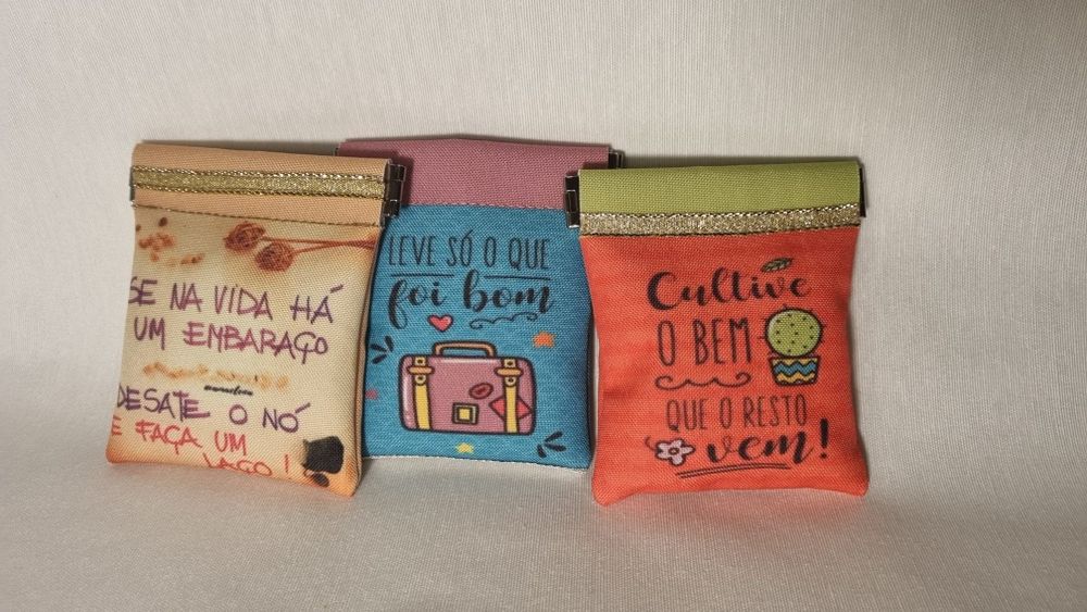 Porta Moedas Necessaire Medias e Grandes Novos