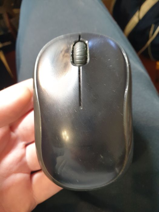 Logitech M175 мышка на запчасти или под ремонт без приемника