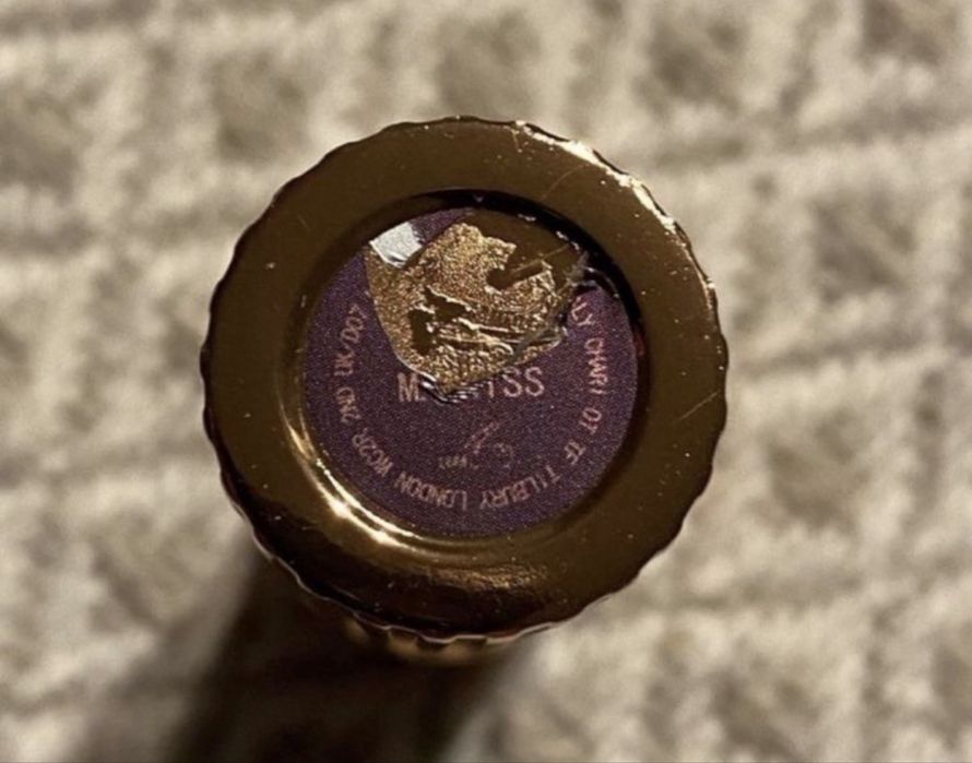 Charlotte Tilbury Matte Revolution M.I.Kiss pomadka szminka do ust