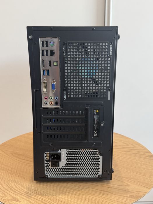 Komputer pc.