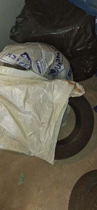 Komplet opon zimowych R15 185/65 Michelin 50 zł całość