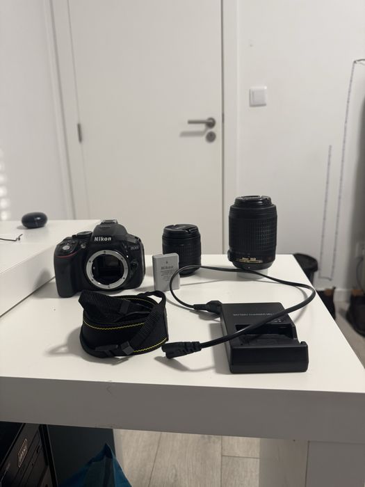 Nikon D5300 + 2 Lentes