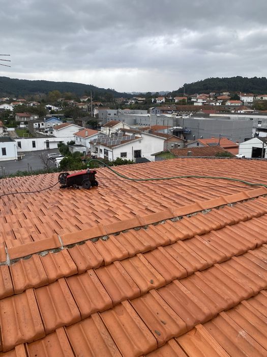 Lavagens de telhados muros fachadas