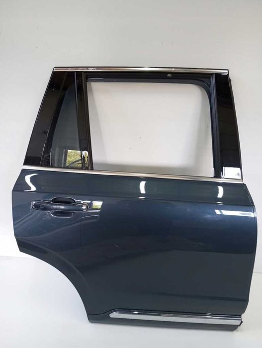 Двері праві задні Volvo XC90 II