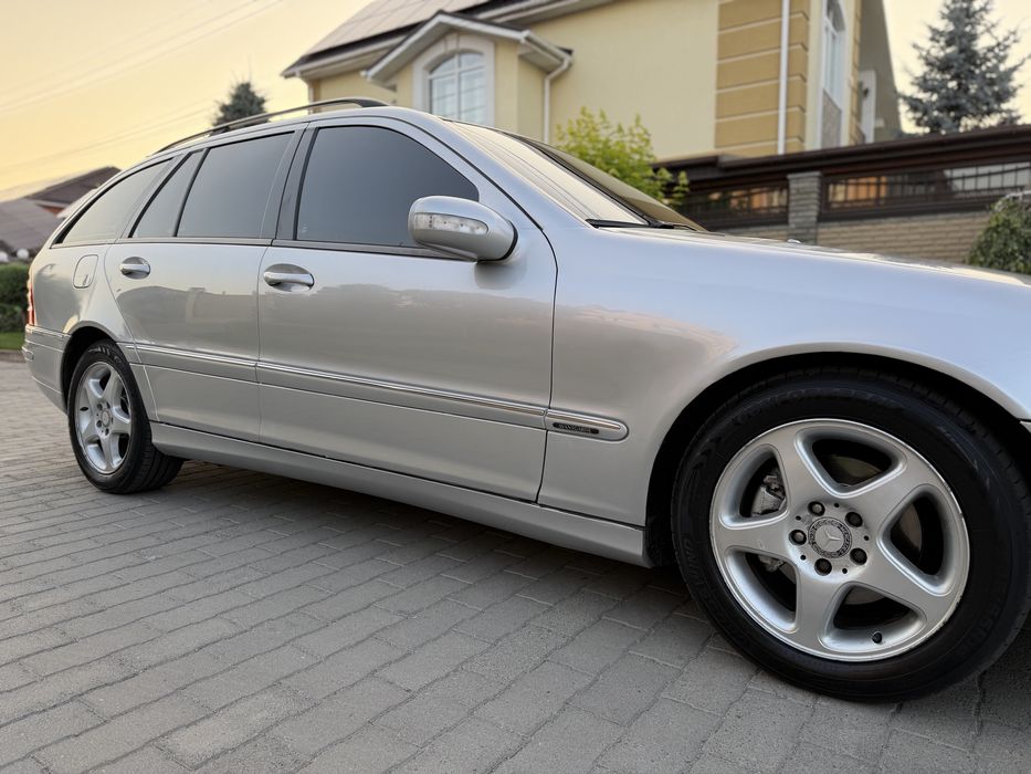 Mercedes C Class w203 на автоматі 1.8  Газ/бенз