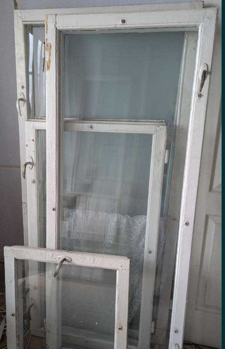 Віддам старі  дерев'яні вікна