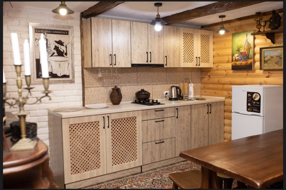 Будинок для відпочинку 100 км від Києва