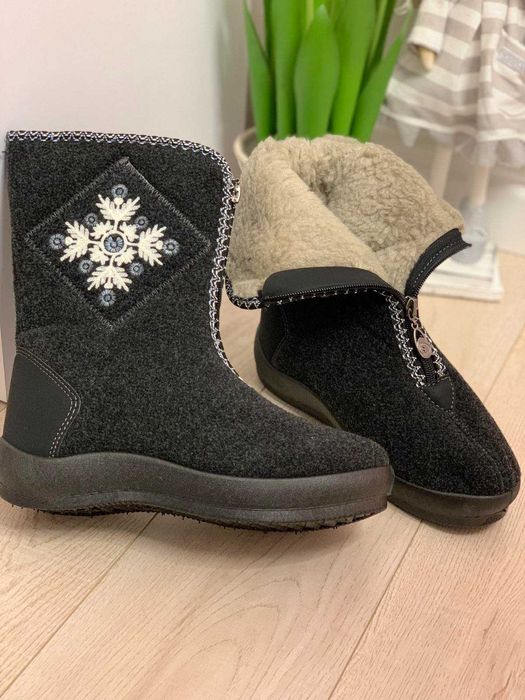 Женские валенки, очень теплые, с усиленной пяткой