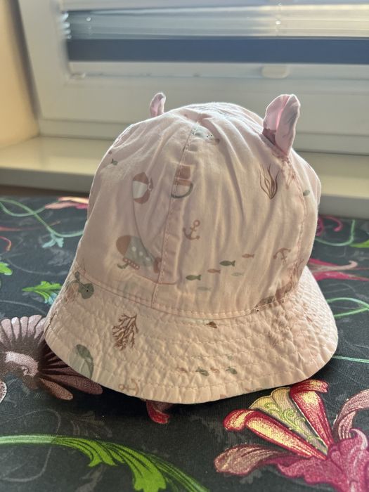 Kapelusz dziewczecy letni H&M r74/80
