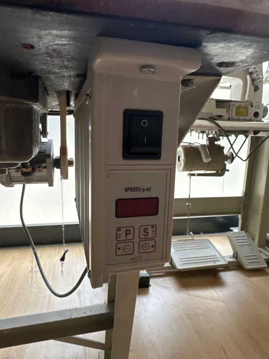 Maq.Ponto Corrido JUKI DLN-415 C/Motor TEXI POWER 550 SM AC S. Usada