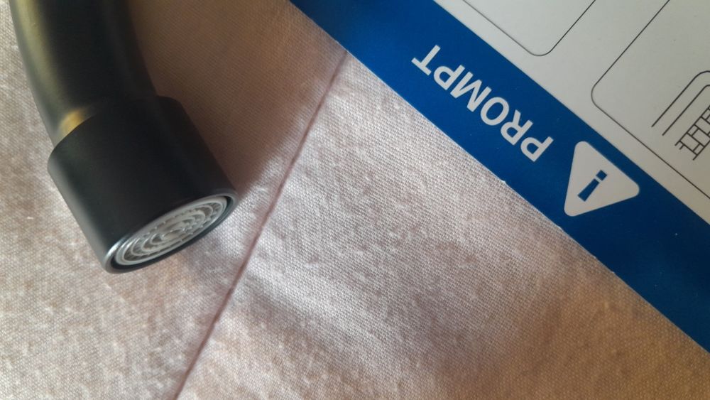 Torneira de água fria para lavatório de loiça de cozinha