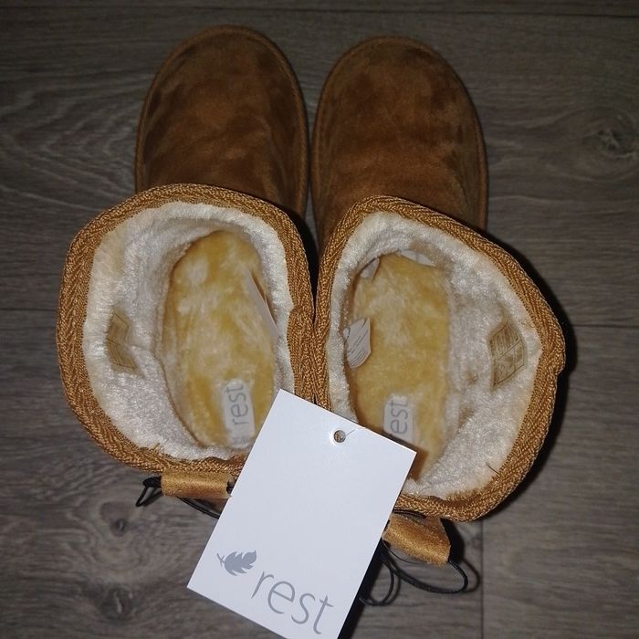 Зимові черевички rest угі