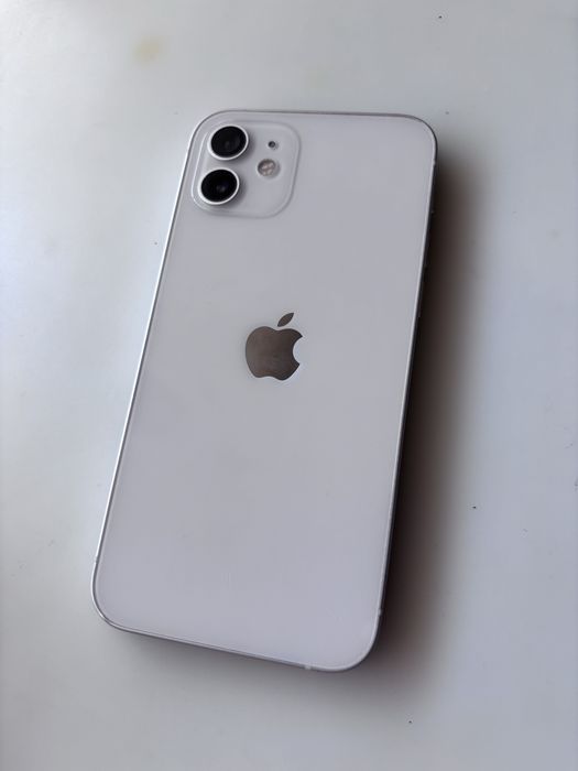 IPHONE 12 - Como Novo!