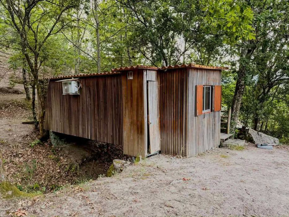 Parque de campismo e bungalows