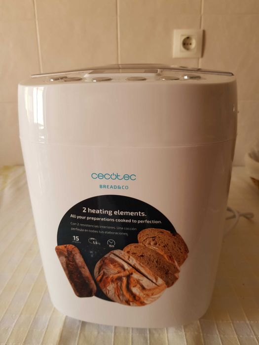 Maquina de pao Cecotec
