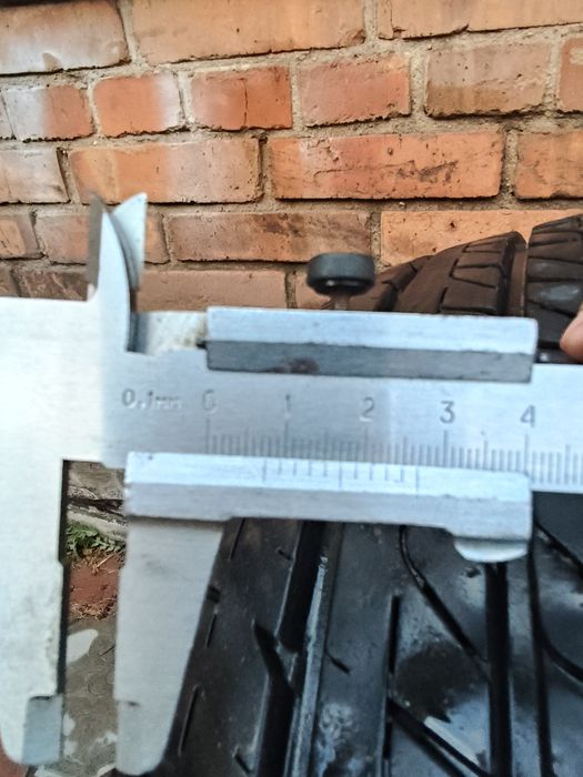 Продам колеса R16 215/65
