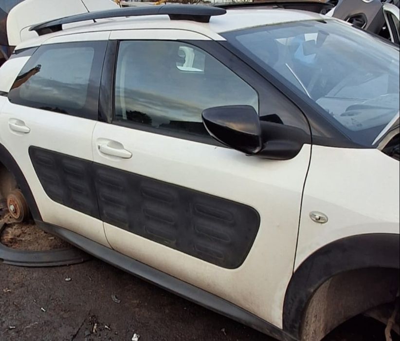 Drzwi prawe przednie citroen C4 cactus 2016