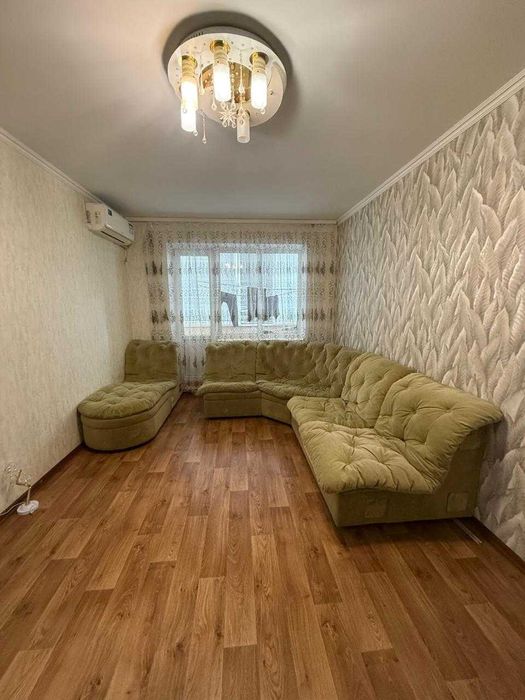 Продам диван угловой