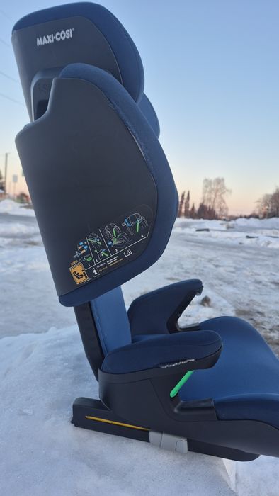 Дитяче автокрісло