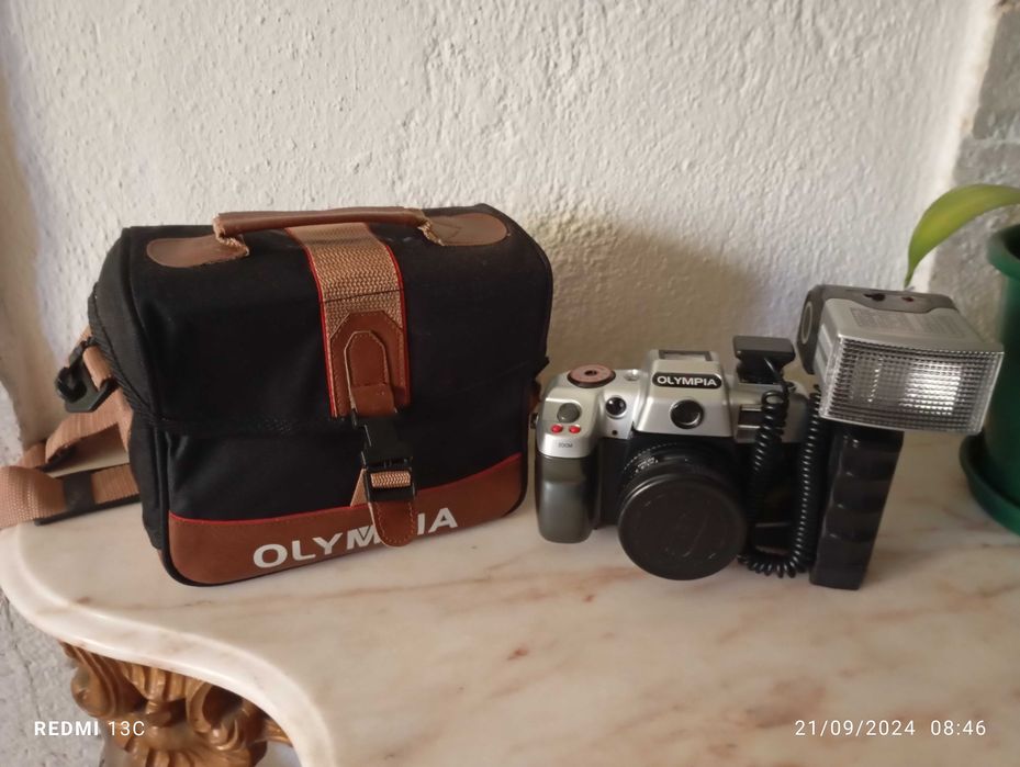Vendo máquina fotográfica nova 90€