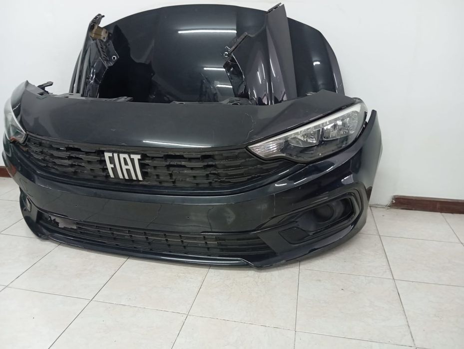 FIAT TIPO Combi 2022 Frente Completa