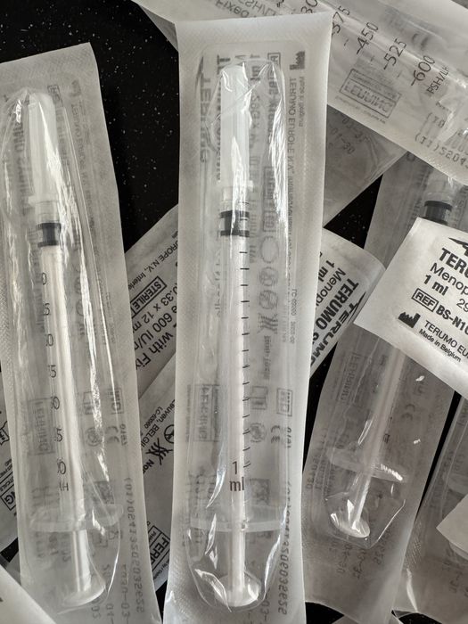 50 sztuk Strzykawki insulinowe tuberkulinowe z wtopioną igłą 1ml 0.33x12mm