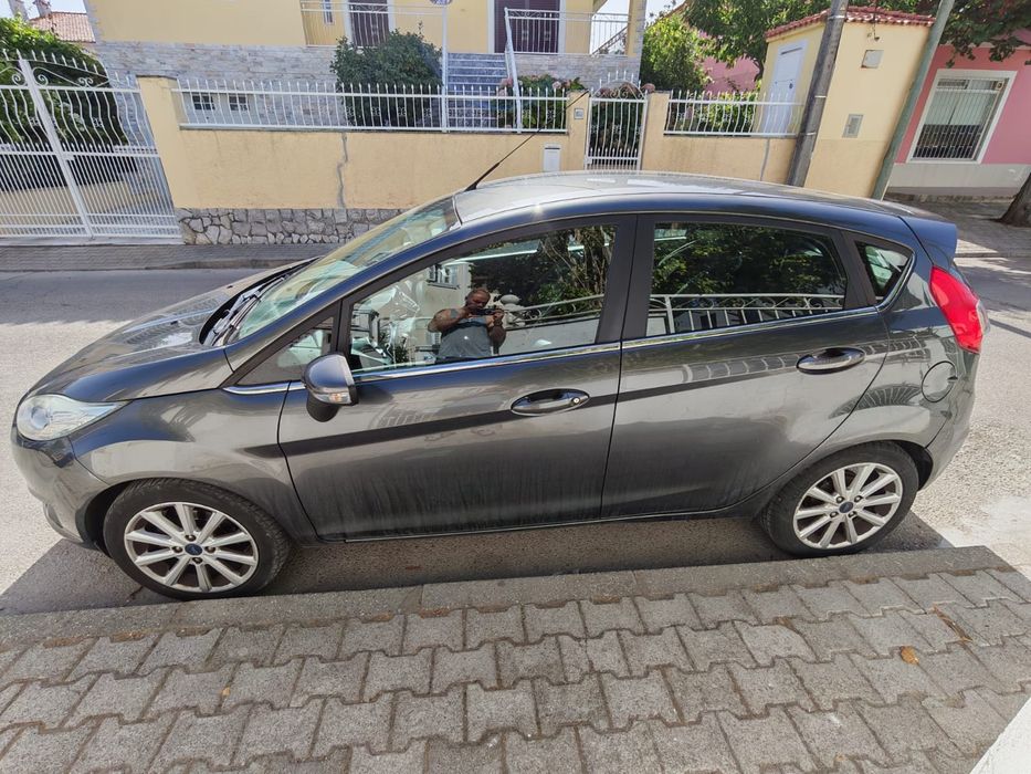 Ford fiesta Titanium531656648909148161