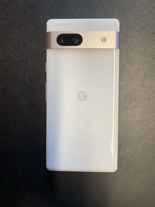 Troco pixel 7a como novo por  iphone 12