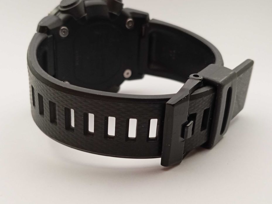 Zegarek Casio G-Shock GA-2000SU-1AER