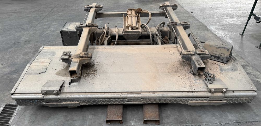 Plataforma Dhollandia 1500 kg para camião