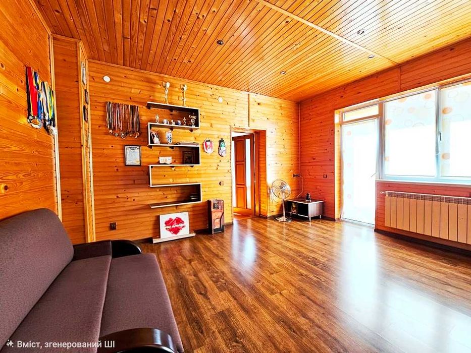 Продається добротний цегляний будинок на околиці м.Стрий...