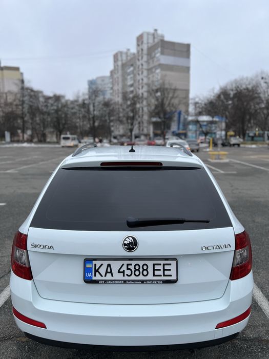 Продам Skoda Octavia A7 1,6