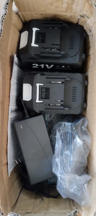 Rebarbadora a bateria Nova