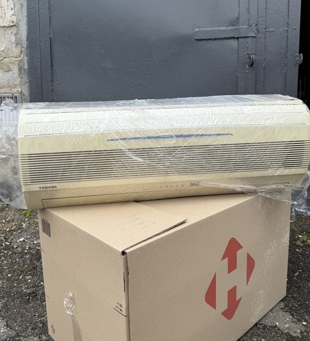 Продам кондиціонер Toshiba RAS-13UAH-ES4