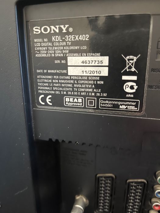 Продам телевизор SONY Bravia с пультом. Діагональ 32 дюйма (81 см)
