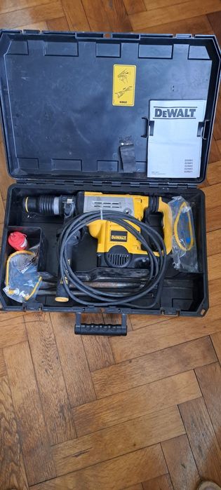 Wiertarka udarowa SDS- MAX DeWalt