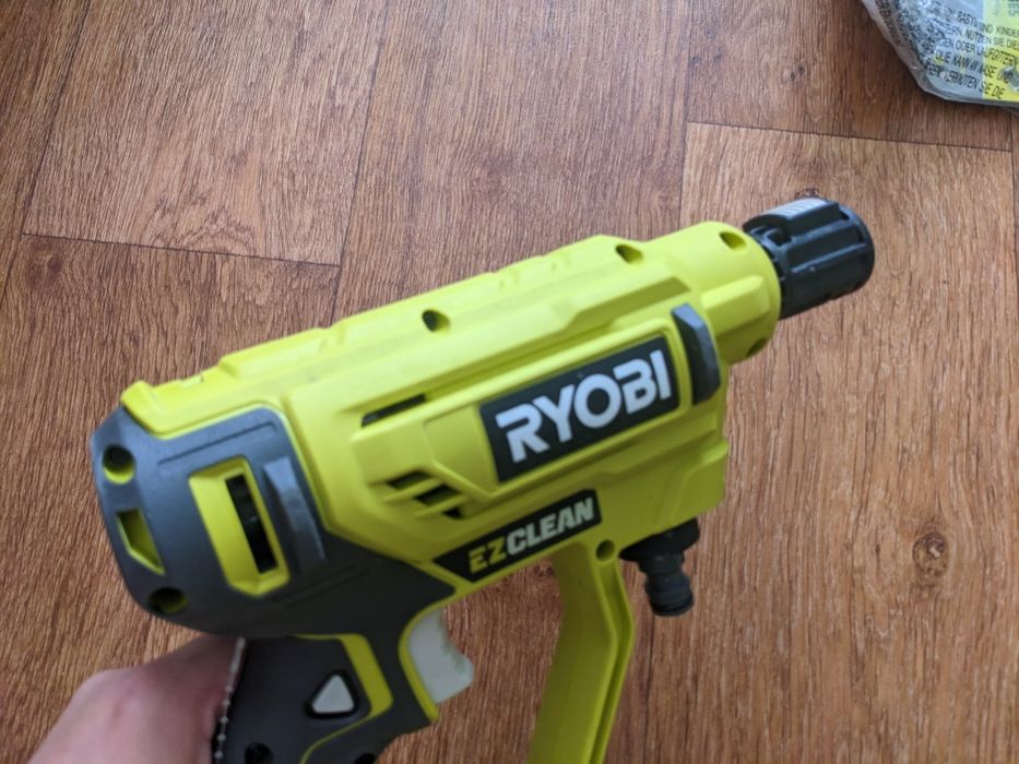 Садовая аккумуляторная мойка Ryobi ONE+ RY120350VNM