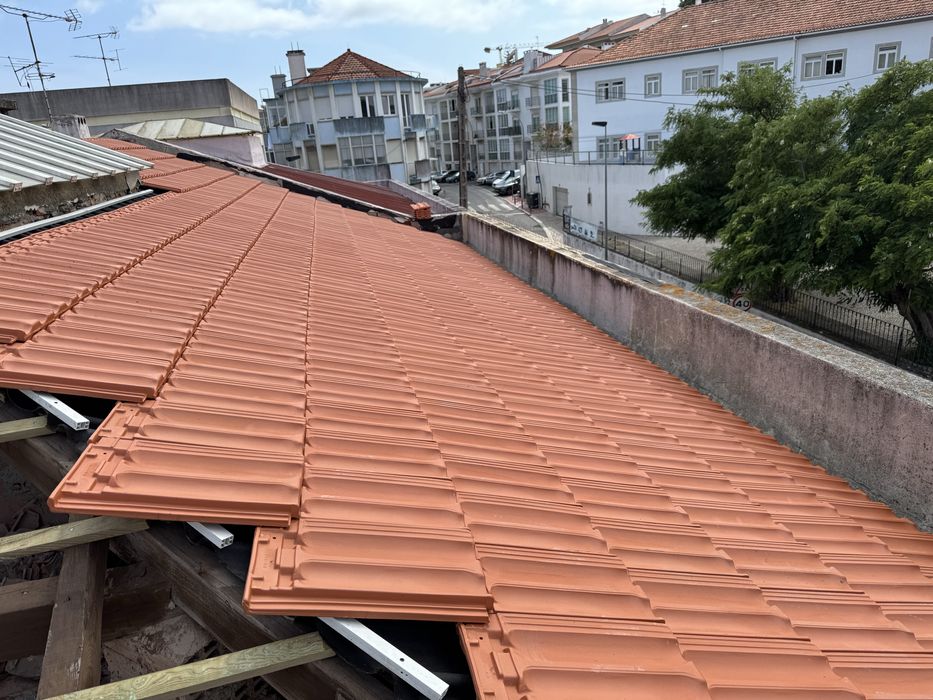 Obras,Pladur.Pinturas,Eletrecidade,telhados