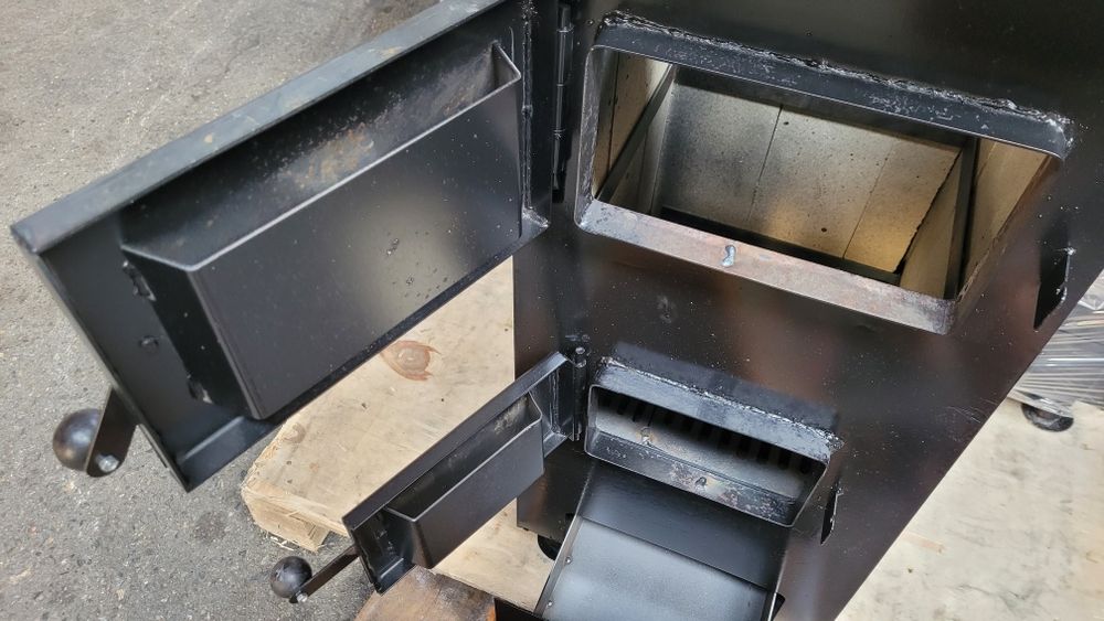 Piec koza MAXX 17 CEGIEŁ, WZMOCNIONY BL.3mm rura kolano trójnik radiat