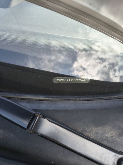 Volkswagen Jetta hybrid  2013