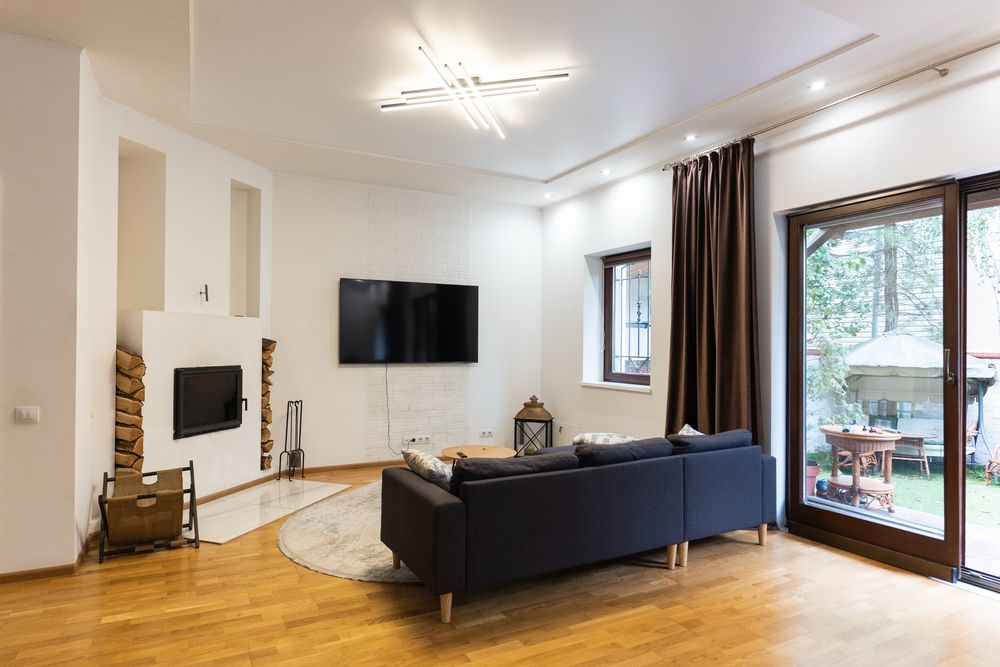 Кирпичный, капитальный дом 240 м² c подвалом, р-н 10 ст.Б Фонтана