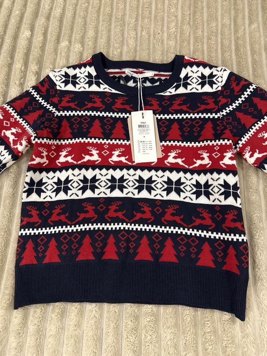 Кофта для дівч. коротка новорічна , розмір М