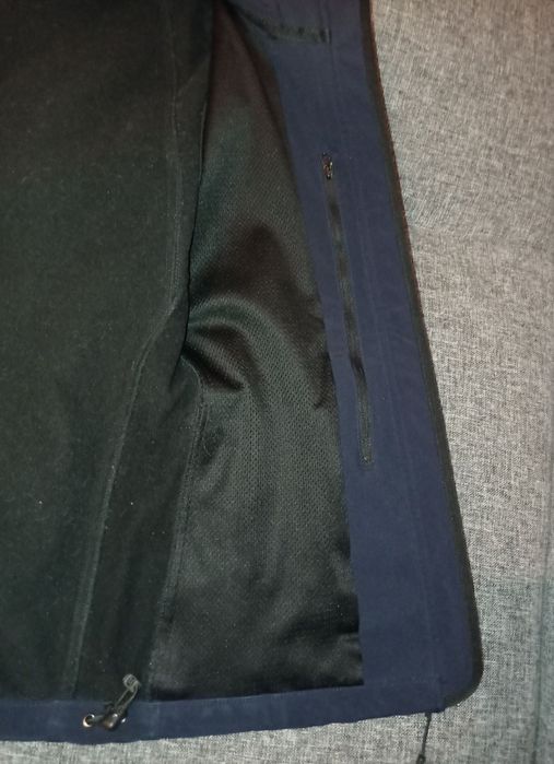 Bluza kurtka sportowa turystyczna Softshell