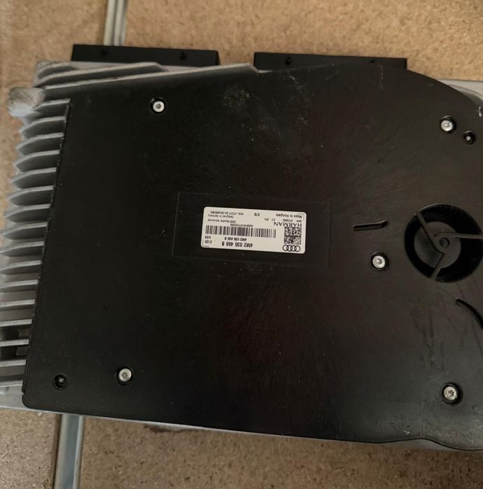 Wzmacniacz Harman 4M2035466B