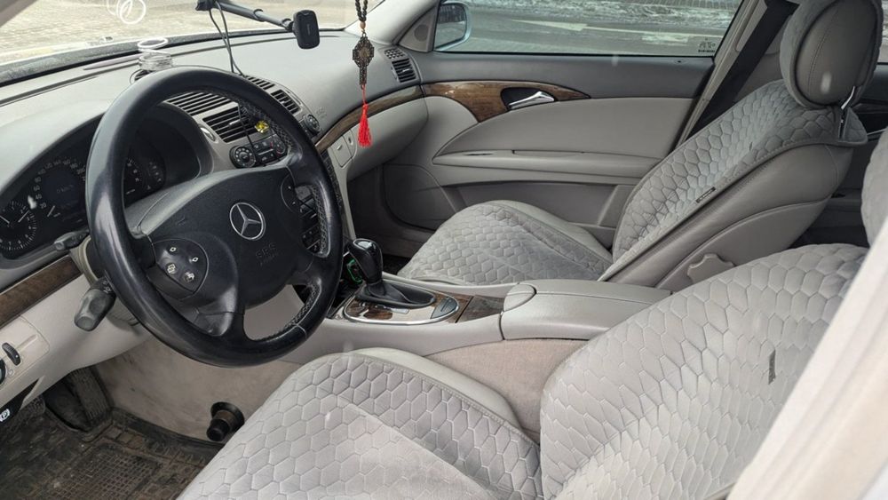 Продам мерседес бенс