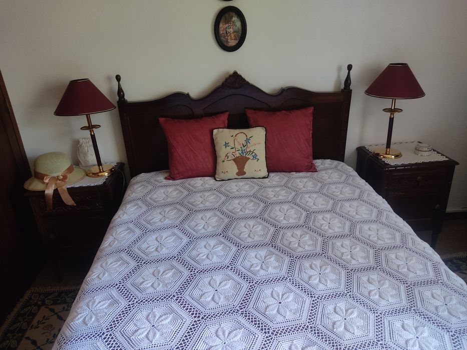 Colcha de renda, feita à mão