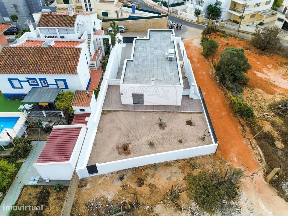 Moradia T4 para venda