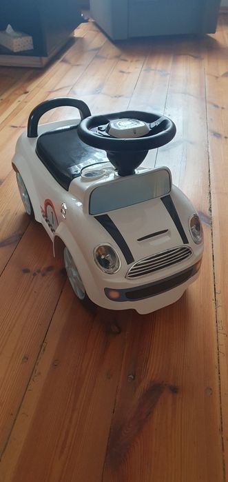 Sprzedam autko jeździk