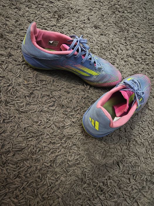 Chuteiras adidas N44 F50