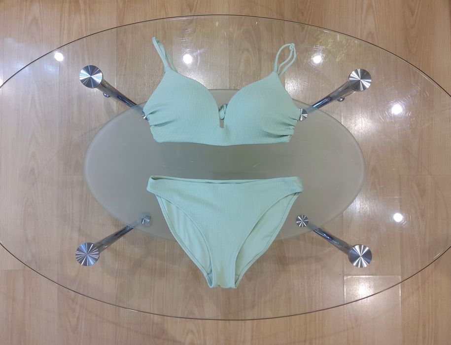 Купальник раздельный в рубчик,  размер М, новый